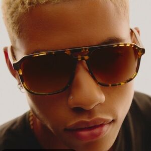 Quay Australia - on the fly polarized